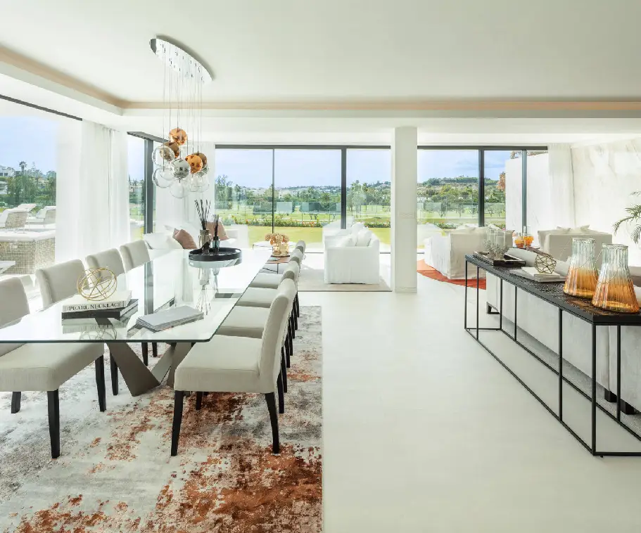 diseño de comedor luminoso en malaga