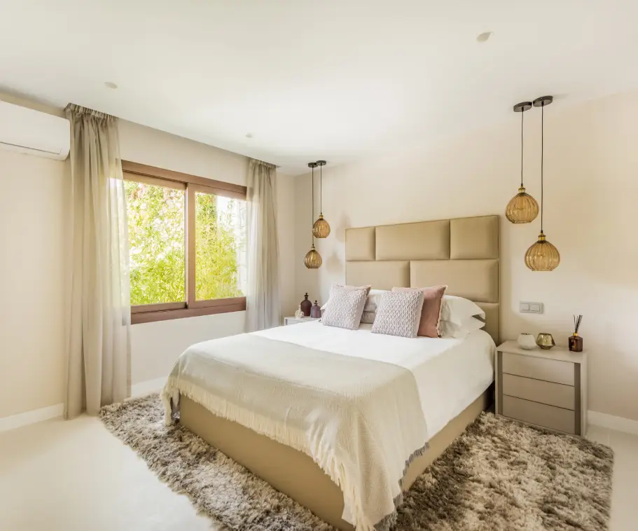 habitaciones luminosas en marbella