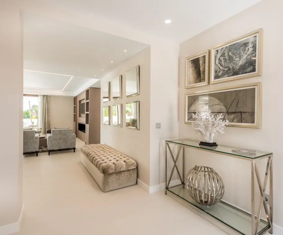 pasillos de lujo en casas mnodernas