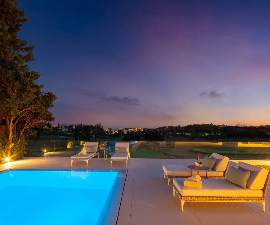 terraza con vista a campo de golf